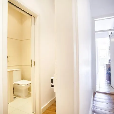Super Central Family Apartment
