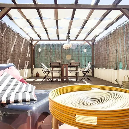 Super Central Family Apartment